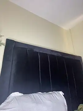Sexy barb2 online show from 2, 6, 2026