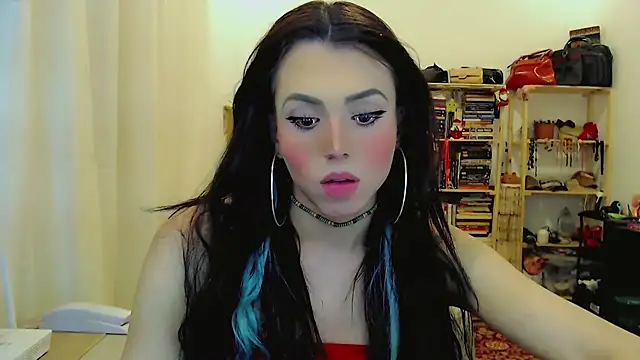 Sophie Fantasys online show from 5, 12, 2025