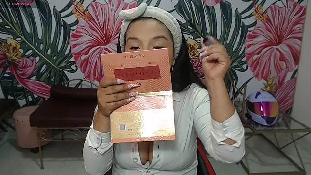 Small naughty  online show from 8, 4, 2026