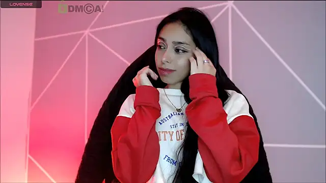 Snapshot of lilylouisee chatting on 14, 2, 2026 lilylouisee online show from 14, 2, 2026