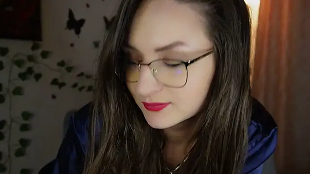 Snapshot of NaughtYHomemadE chatting on 6, 2, 2025 NaughtYHomemadE online show from 6, 2, 2025