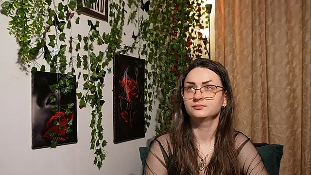 Snapshot of NaughtYHomemadE chatting on 26, 10, 2025 NaughtYHomemadE online show from 26, 10, 2025