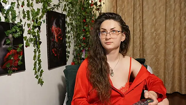 Snapshot of NaughtYHomemadE chatting on 2, 11, 2025 NaughtYHomemadE online show from 2, 11, 2025