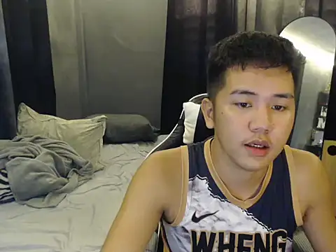 Snapshot of xgregor07 chatting on 17, 10, 2025 xgregor07 online show from 17, 10, 2025