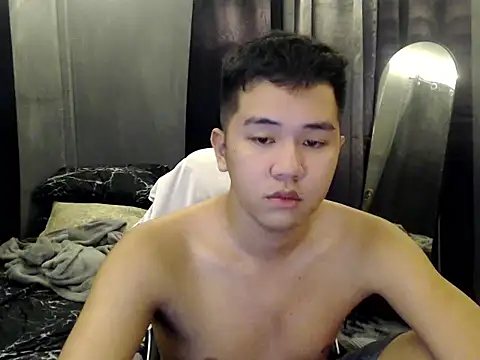 Snapshot of xgregor07 chatting on 18, 11, 2025 xgregor07 online show from 18, 11, 2025