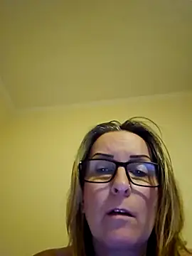 Steffi45 online show from 5, 3, 2025