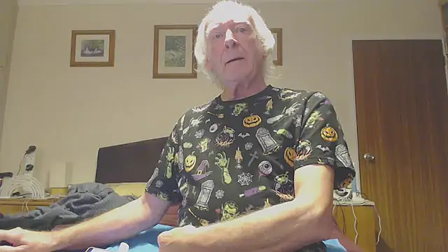 WaverlyKernow online show from 4, 1, 2025