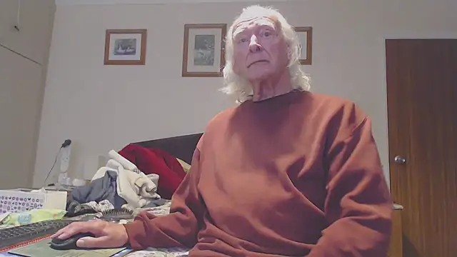 WaverlyKernow online show from 15, 9, 2025