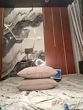 yourkajal online show from 4, 4, 2026