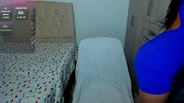 emily1  online show from 17, 12, 2025