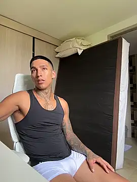 Snapshot of sendfer chatting on 10, 2, 2026 sendfer online show from 10, 2, 2026