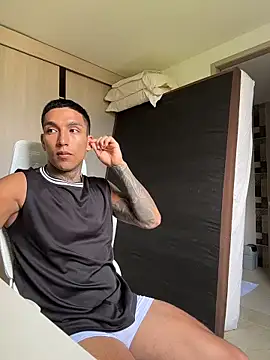 Snapshot of sendfer chatting on 14, 2, 2026 sendfer online show from 14, 2, 2026