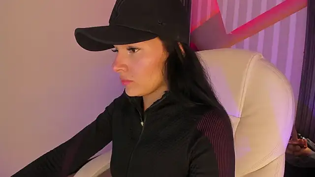  shantal smith online show from 18, 5, 2026