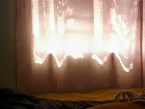 Snapshot of cindy_mia chatting on 11, 9, 2025 cindy mia online show from 11, 9, 2025