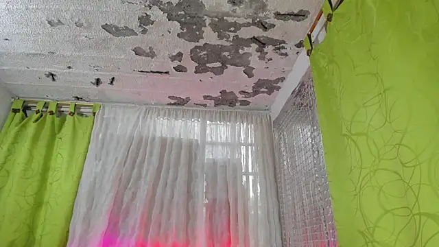 Snapshot of Megan_Miles02 chatting on 13, 2, 2025 Megan Miles02 online show from 13, 2, 2025