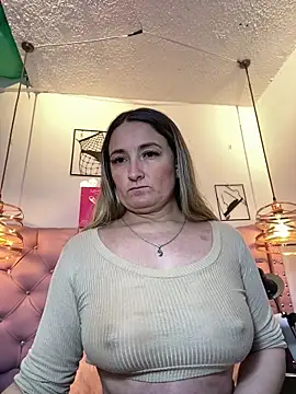 Snapshot of antonella87 chatting on 8, 7, 2026 antonella87 online show from 8, 7, 2026