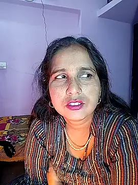 Snapshot of reemacouple007 chatting on 16, 1, 2026 reemacouple007 online show from 16, 1, 2026