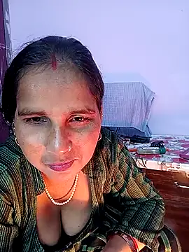 Snapshot of reemacouple007 chatting on 18, 1, 2026 reemacouple007 online show from 18, 1, 2026