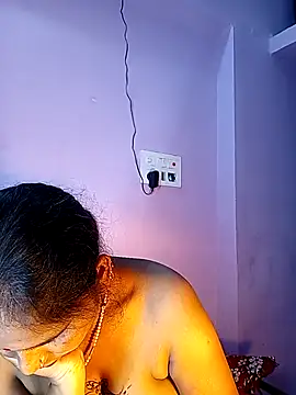 Snapshot of reemacouple007 chatting on 31, 1, 2026 reemacouple007 online show from 31, 1, 2026