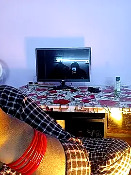 Snapshot of reemacouple007 chatting on 1, 2, 2026 reemacouple007 online show from 1, 2, 2026