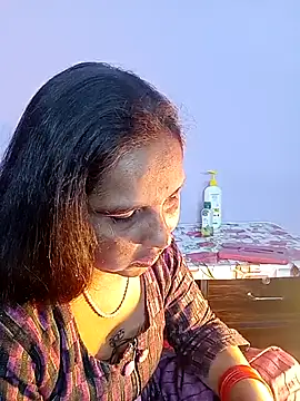 Snapshot of reemacouple007 chatting on 2, 2, 2026 reemacouple007 online show from 2, 2, 2026