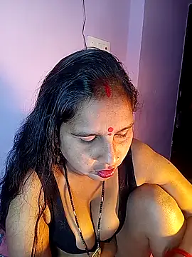 Snapshot of reemacouple007 chatting on 10, 2, 2026 reemacouple007 online show from 10, 2, 2026