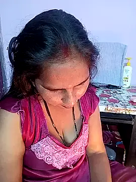 Snapshot of reemacouple007 chatting on 14, 2, 2026 reemacouple007 online show from 14, 2, 2026