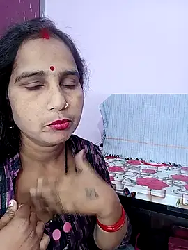 Snapshot of reemacouple007 chatting on 16, 2, 2026 reemacouple007 online show from 16, 2, 2026