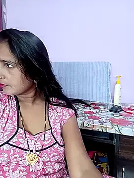 Snapshot of reemacouple007 chatting on 17, 2, 2026 reemacouple007 online show from 17, 2, 2026