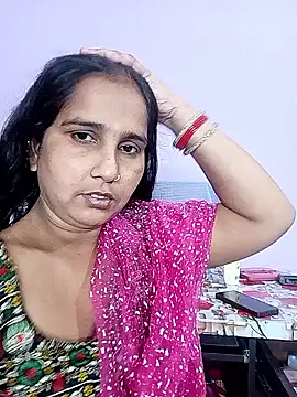 Snapshot of reemacouple007 chatting on 17, 3, 2026 reemacouple007 online show from 17, 3, 2026