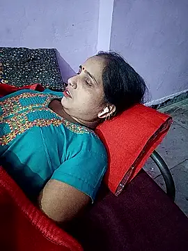 Snapshot of reemacouple007 chatting on 21, 3, 2026 reemacouple007 online show from 21, 3, 2026