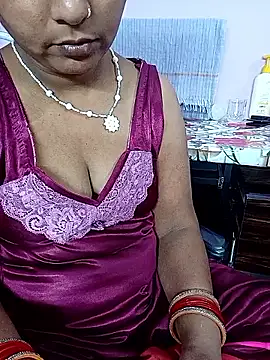 Snapshot of reemacouple007 chatting on 4, 4, 2026 reemacouple007 online show from 4, 4, 2026