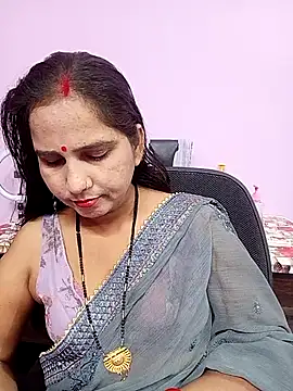 Snapshot of reemacouple007 chatting on 16, 4, 2026 reemacouple007 online show from 16, 4, 2026