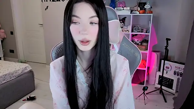 Aliceblush online show from 17, 11, 2025