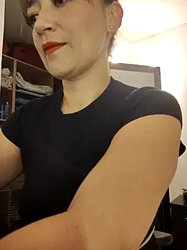 tata laima   online show from 24, 9, 2025