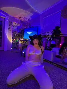 Snapshot of urpuppymoon chatting on 13, 2, 2026 urpuppymoon online show from 13, 2, 2026