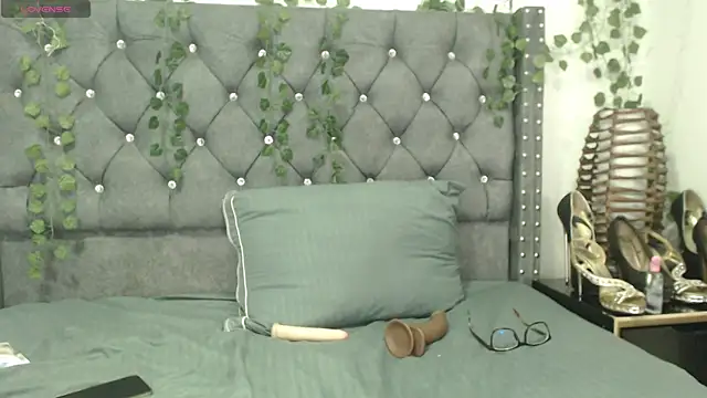 Snapshot of KhateShar chatting on 10, 7, 2026 KhateShar online show from 10, 7, 2026