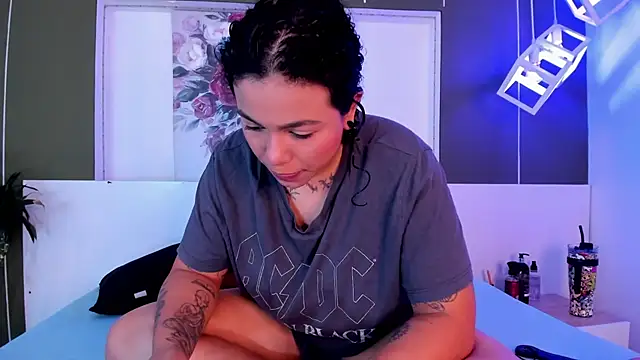 Alexxxholy online show from 22, 2, 2025