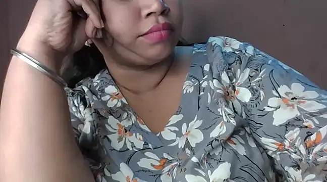 Snapshot of Ravina_patil1 chatting on 21, 1, 2025 Ravina patil1 online show from 21, 1, 2025