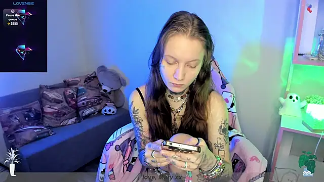 Snapshot of Mary_Xextra chatting on 31, 10, 2025 Mary Xextra online show from 31, 10, 2025