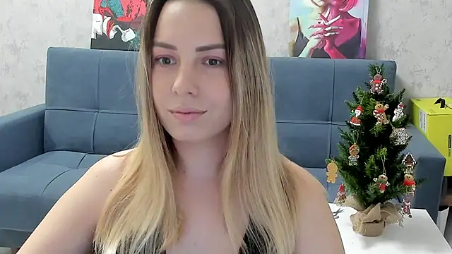 Snapshot of Mia_shy1 chatting on 8, 12, 2024 Mia shy1 online show from 8, 12, 2024