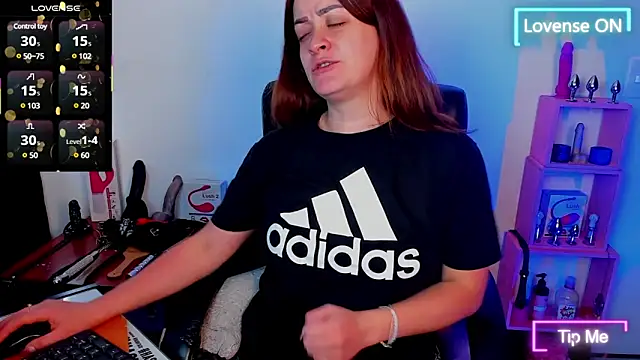 Snapshot of sara_goodgirl13 chatting on 2, 3, 2025 sara goodgirl13 online show from 2, 3, 2025