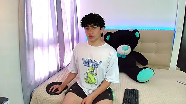 Snapshot of _nickconnor01 chatting on 2, 1, 2025 nickconnor01 online show from 2, 1, 2025