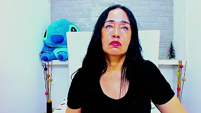 HorniestMilf online show from 13, 1, 2026