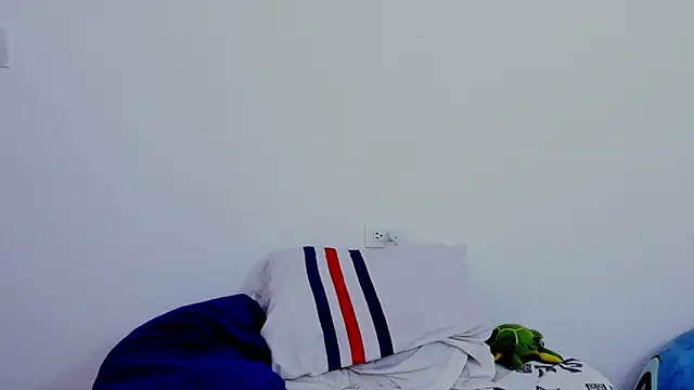 HorniestMilf online show from 16, 2, 2026