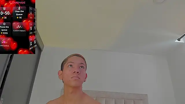 JulianRose 1 online show from 21, 11, 2025