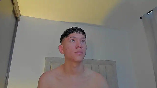 JulianRose 1 online show from 11, 4, 2026