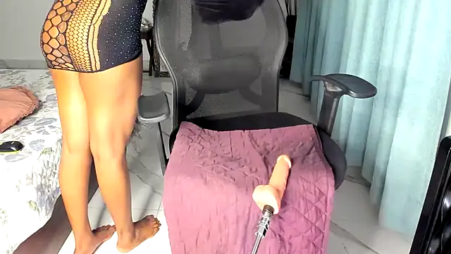 Snapshot of Bad_Girl_Kayra69 chatting on 24, 1, 2025 Bad Girl Kayra69 online show from 24, 1, 2025