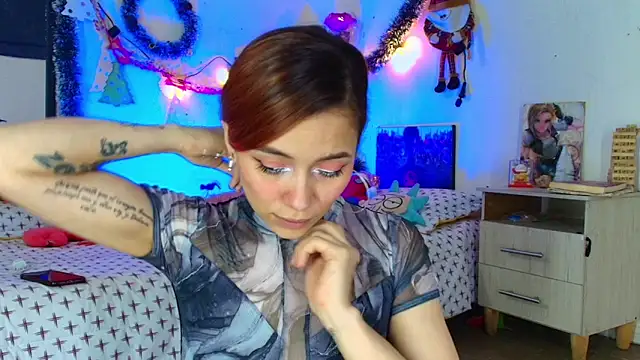 alisson zafiro  online show from 15, 12, 2025