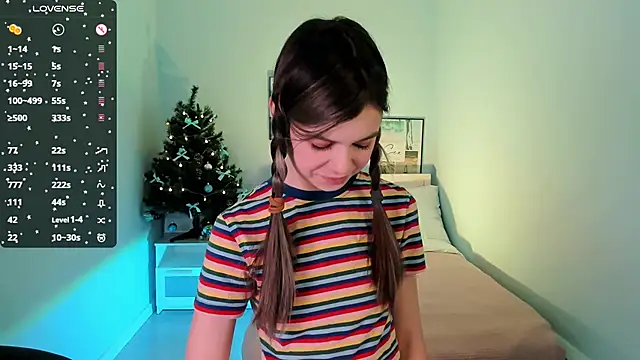 Snapshot of Lil_Amelie chatting on 9, 1, 2025 Lil Amelie online show from 9, 1, 2025